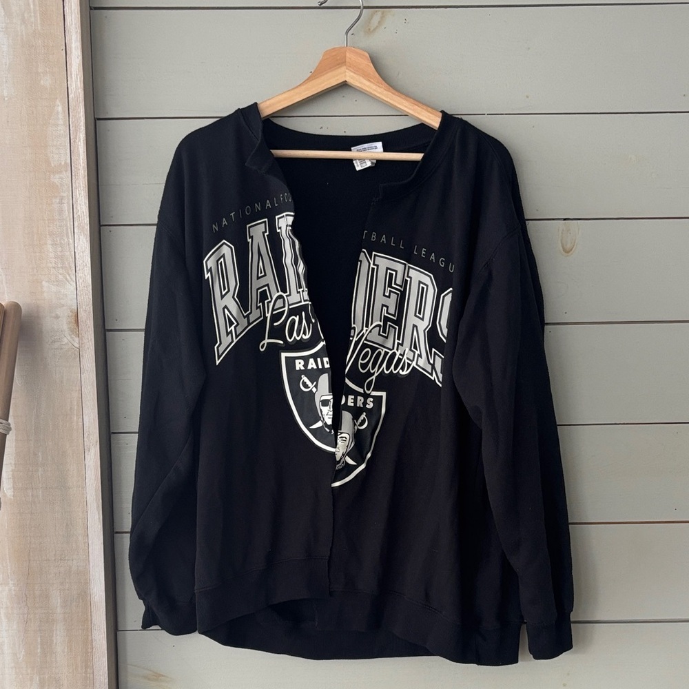Las Vegas Raiders NFL Crewneck – Upcycled Cardigan Style | Size L/G